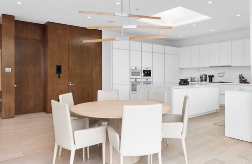 Beverly Hills Villa | Beverly Grove - Modern Estate with Japanese Garden & 180 Degree Views of LA