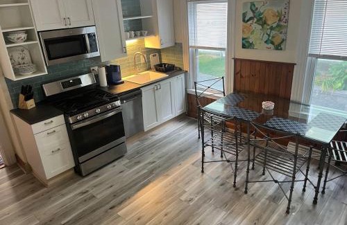 Beverly Apartamento | Beverly, Salem, Dwtn, Water and Train