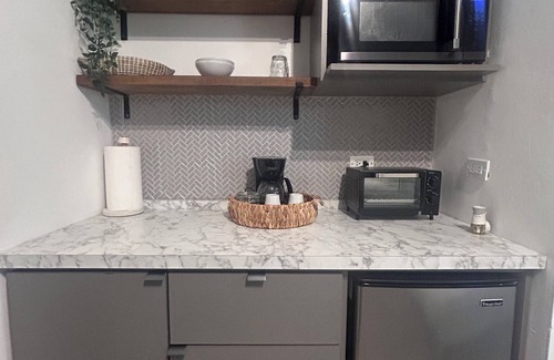 Rio Piedras Apartamento | BeverlySixtyFive Cozy Aparment