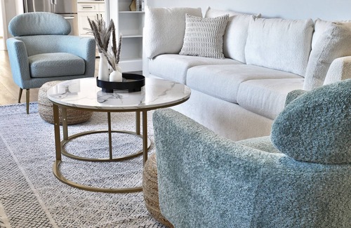 Columbus Casa | Bexley Park Modern Retreat House