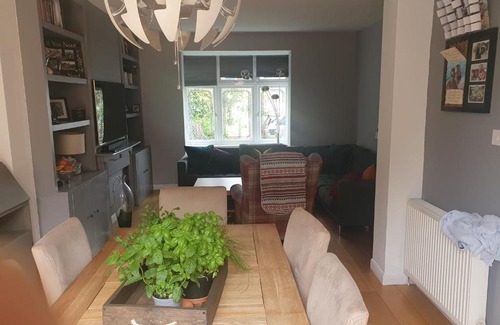 Barnehurst Casa | Bexleyheath Midfield