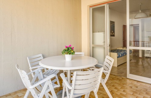Principina a Mare Apartamento | MÁS ALLÁ DE LOS APARTAMENTOS DEL MAR - APARTAMENTO ESTÁNDAR