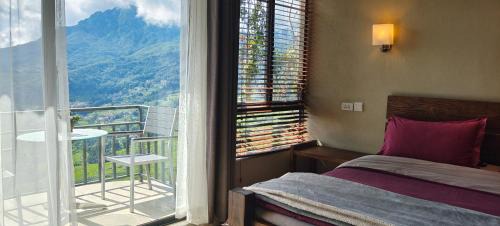 Honghe Casa | Beyond The Cloud