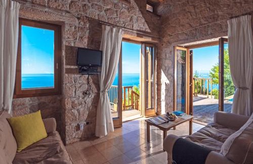 Agios Nikitas Villa | Beyond Villas
