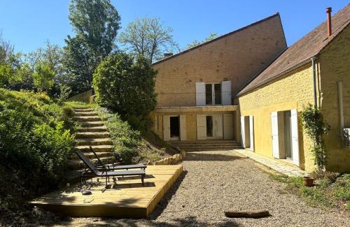 Siorac-en-Perigord Casa | BEYTAN AL COUDER Stylish architect house with AC and private pool, village center, golf course and Dordogne river at easy walk