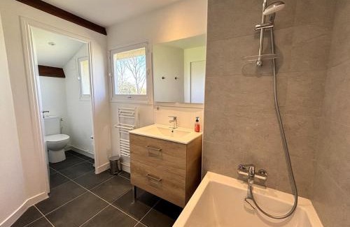 Siorac-en-Perigord Casa | BEYTAN AL COUDER Stylish architect house with AC and private pool, village center, golf course and Dordogne river at easy walk