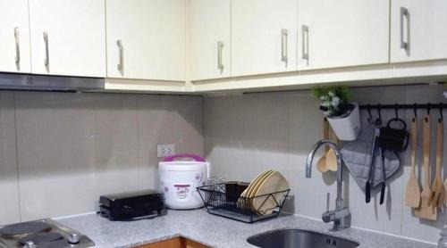 Pinagsama Apartamento | BGC McKinley Taguig 1BR with Balcony near Venice Grand Canal mall