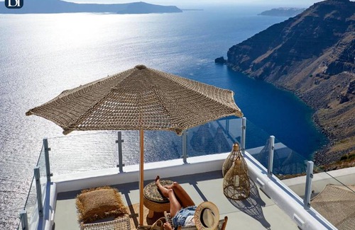 Fira Apartamento | BH548 - C - Suite Santorini