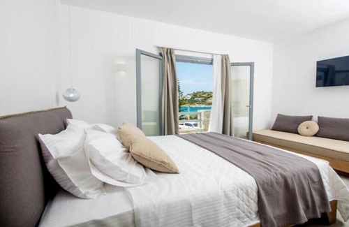 Kini Apartamento | BH782 - C - Suite Syros