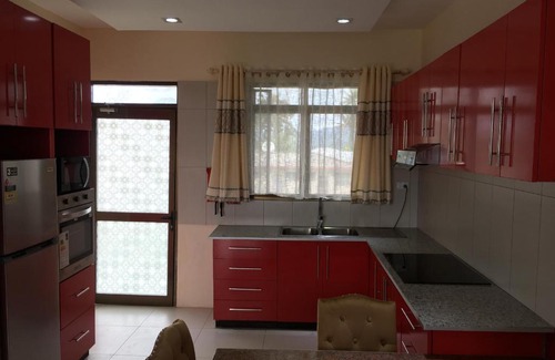 Suva Apartamento | Bhan Towers Apartment
