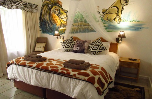 St. Lucia Cama Y Desayuno | Bhangazi Lodge