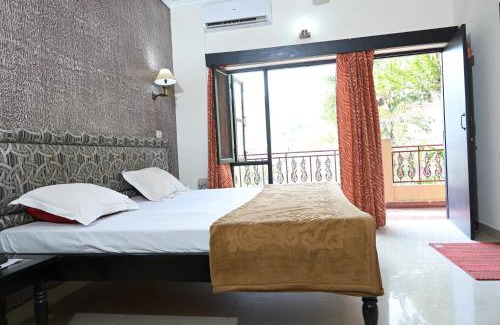 Bullawala Hotel | Bharat Resorts