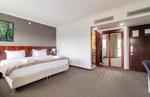 Chacara Santo Antonio Hotel | BHomy Blue Tree