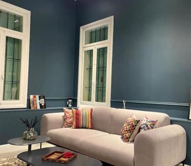 Gemmayzeh Casa | Bhub 5 Bedrooms Guesthouse in Gemmayze
