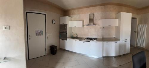 Mondovi Apartamento | Bianco Diamante Mondovi