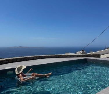 Faros Armenistis Apartamento | Biatriza’s summer shelter