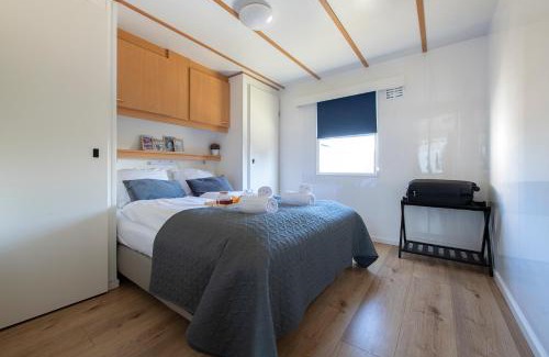 Oisterwijk Chalet De Esquí | Bicycle Storage - Close to Efteling & Safaripark Beekse Bergen & Parking!