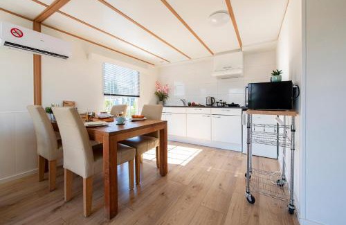 Oisterwijk Chalet De Esquí | Bicycle Storage - Close to Efteling & Safaripark Beekse Bergen & Parking!