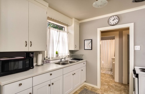 Chico Casa | BIDWELL PARK BUNGALOW
