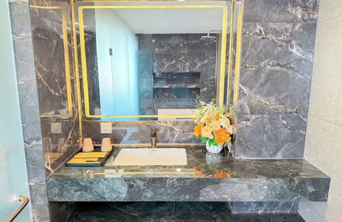 Go Vap Hotel | Bien Sao Hotel Duong Quang Ham