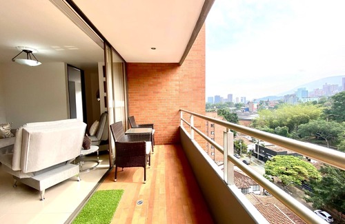 Patio Bonito Apartamento | Bienvenidos a Nuestro Encantador Apartamento!