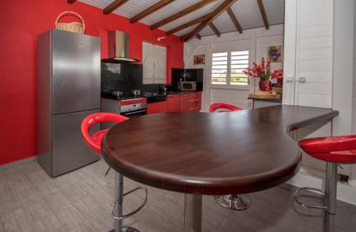 Port-Louis Casa | Bienvenue Au Tropic Venucia