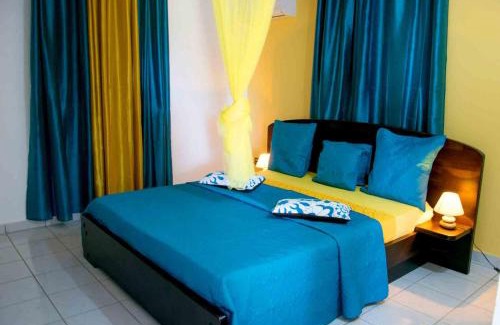 Port-Louis Casa | Bienvenue Au Tropic Venucia