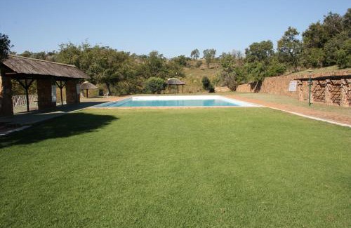 Buffelspoort Chalet De Esquí | Bietjie Bos Chalet