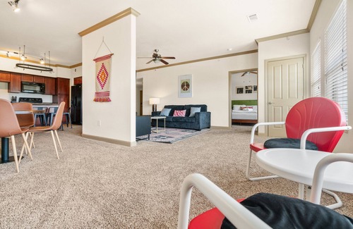 McNeil Apartamento | Big 2BD/2BA in Champion City Park 7362