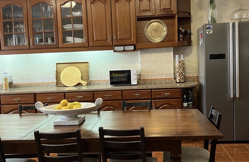 Horta Casa | Big and Beautiful 5 bed 4 bath House in Horta