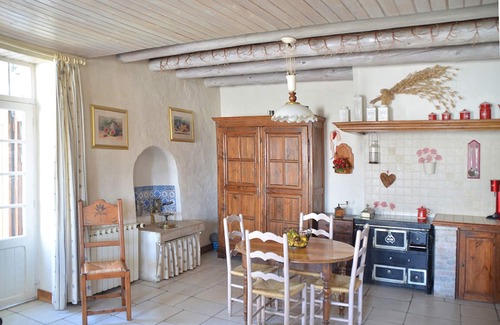 Jausiers Casa | IDEAL CASA GRANDE Y HERMOSA DE LA FAMILIA Y AMIGOS (300m²)