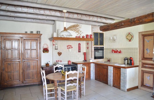 Jausiers Casa | IDEAL CASA GRANDE Y HERMOSA DE LA FAMILIA Y AMIGOS (300m²)