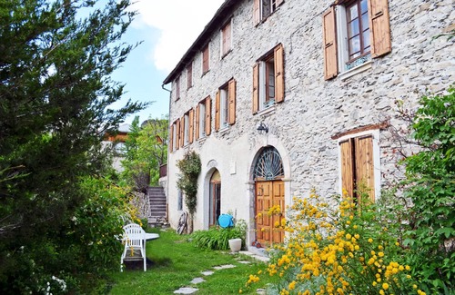 Jausiers Casa | IDEAL CASA GRANDE Y HERMOSA DE LA FAMILIA Y AMIGOS (300m²)