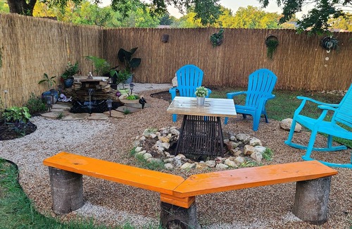 Fort Worth Casa | Big and Cozy Retreat Near Stockyards, 15 minutes from everything Fort Worth!