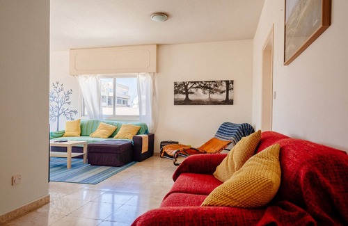 Potamos tis Germasogeias Apartamento | Apartamento grande cerca de la playa de Cto en una zona tranquila, restaurantes, supermercado, deportes.