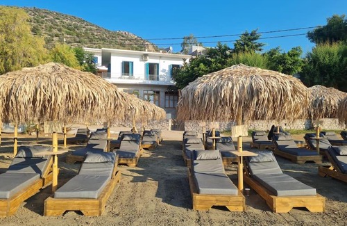 Tolo Apartamento | Big apartment on the beach