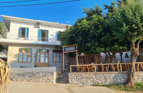 Tolo Apartamento | Big apartment on the beach