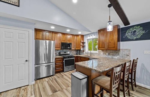Gouldsboro Casa | Big Bass Lake Getaway – 3BR/3BA Private Home with Deck & Fire Pit