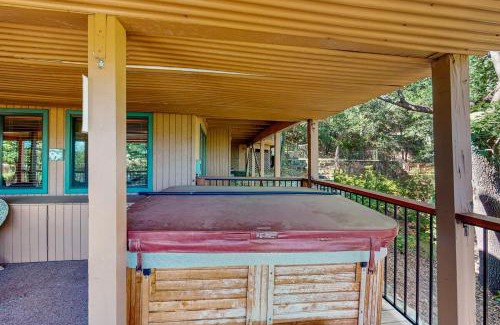 Fawnskin Casa | Big Bear 7th Heaven ~ Lakeview Chalet with Hot Tub, Sauna, Grill, Great Deck Views