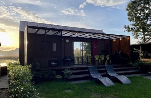 Metlika Casa | BIG BERRY Kolpa - Isabella Premium House