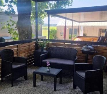 Metlika Apartamento | BIG BERRY KOLPA - KIWI mobile house, Metlika