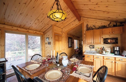 Saddlestring Cabina | Big Bounty of the Bighorns Cabin near Buffalo