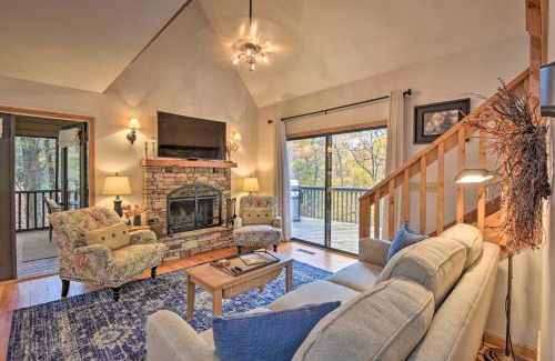 Big Canoe Casa | Big Canoe Cabin with Mountain View, Hiking and Lake!