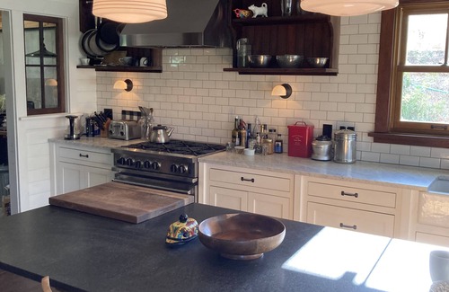 Middletown Casa | Big Canyon Farmhouse - Near Harbin Hotsprings