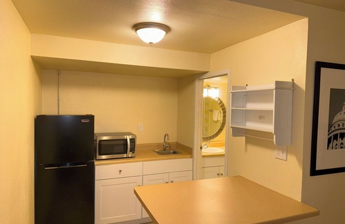 Las Cruces Hotel | Big Chile Inn & Suites
