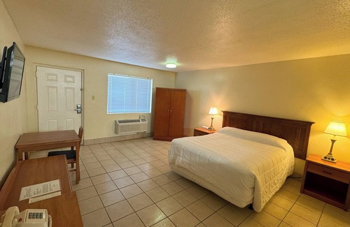 Las Cruces Hotel | Big Chile Inn & Suites