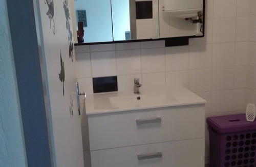 Chateaugay Apartamento | grande F2 Châteaugay entre Clermont-Ferrand, Riom cerca vulcania