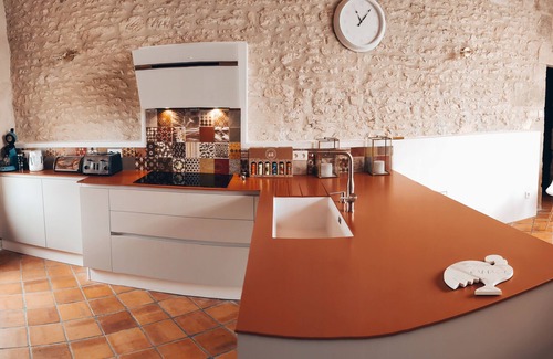 Saint-Dizant-du-Gua Casa | Big family house with swimming pool