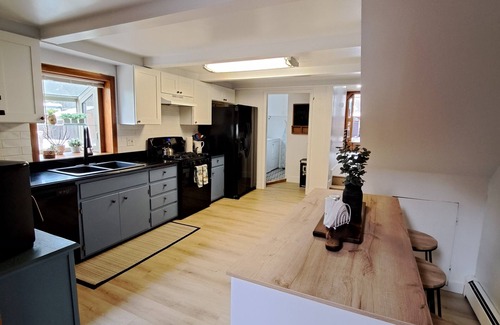 Downieville-Lawson-Dumont Casa | BIG FAMILY/Friends Mountains house/ Hot Tub 24 hrs/Near I-70/River View/RAFTING.