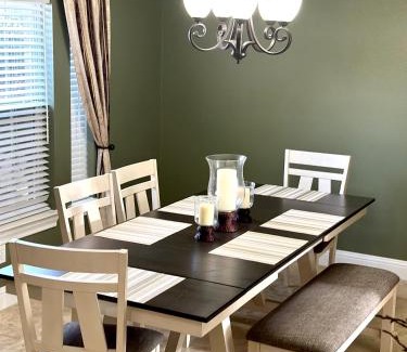 Barker Casa | ~ Big Family Home near 99/i10/kid friendly~